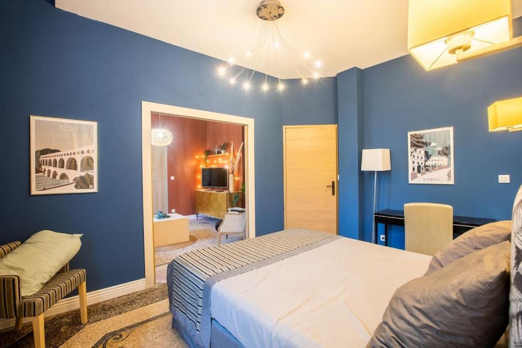 La Suite 2 Pieces Lit Queen Size Entree Privee Nîmes Buitenkant foto