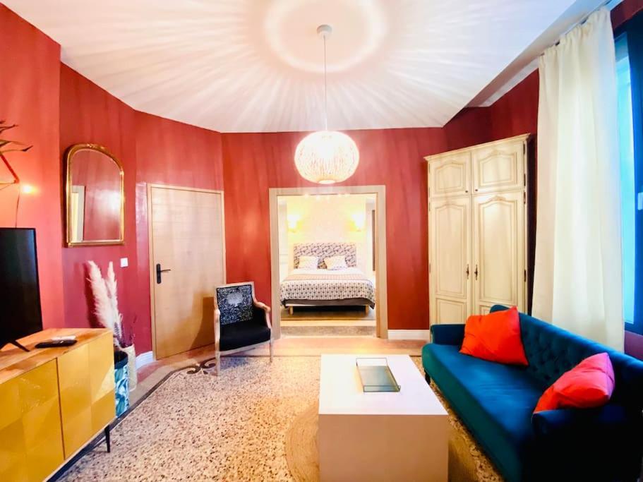 La Suite 2 Pieces Lit Queen Size Entree Privee Nîmes Buitenkant foto